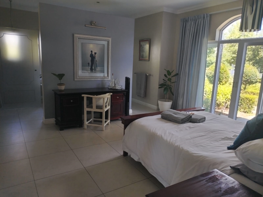 To Let 4 Bedroom Property for Rent in Val De Vie Estate Western Cape